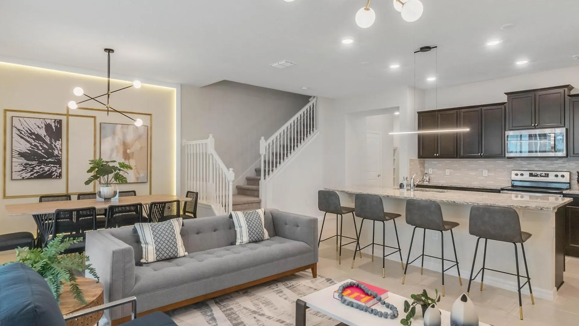 Holiday home 5 Bedroom-4 Bathroom Windsor Island 112 Jw Davenport United States