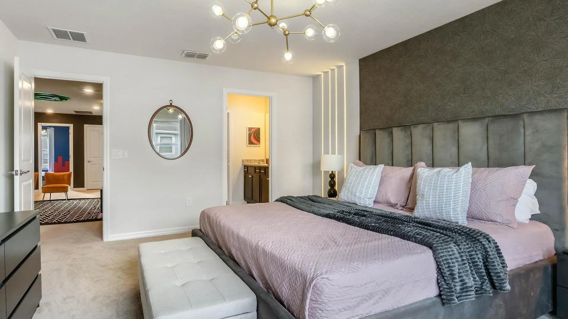 5 Bedroom-4 Bathroom Windsor Island 112 Jw Davenport 0*,