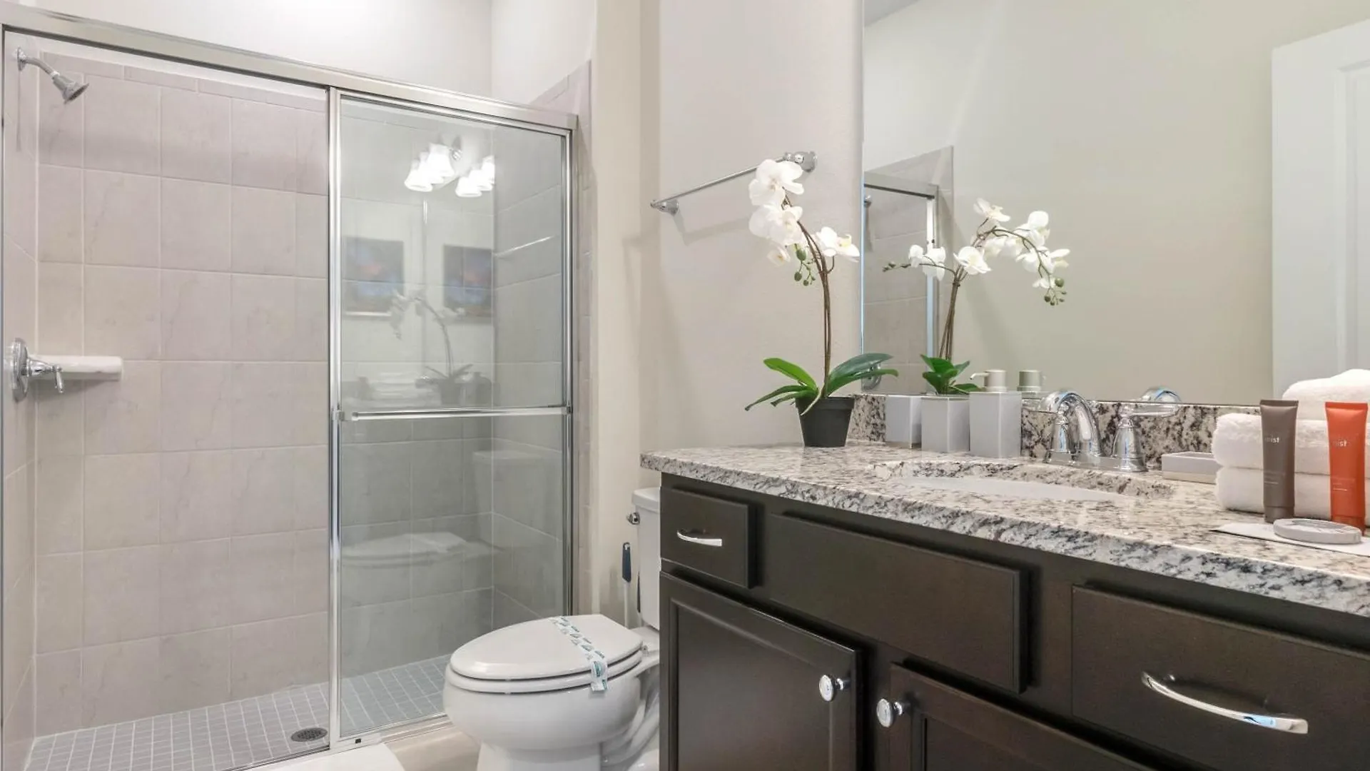 5 Bedroom-4 Bathroom Windsor Island 112 Jw Davenport